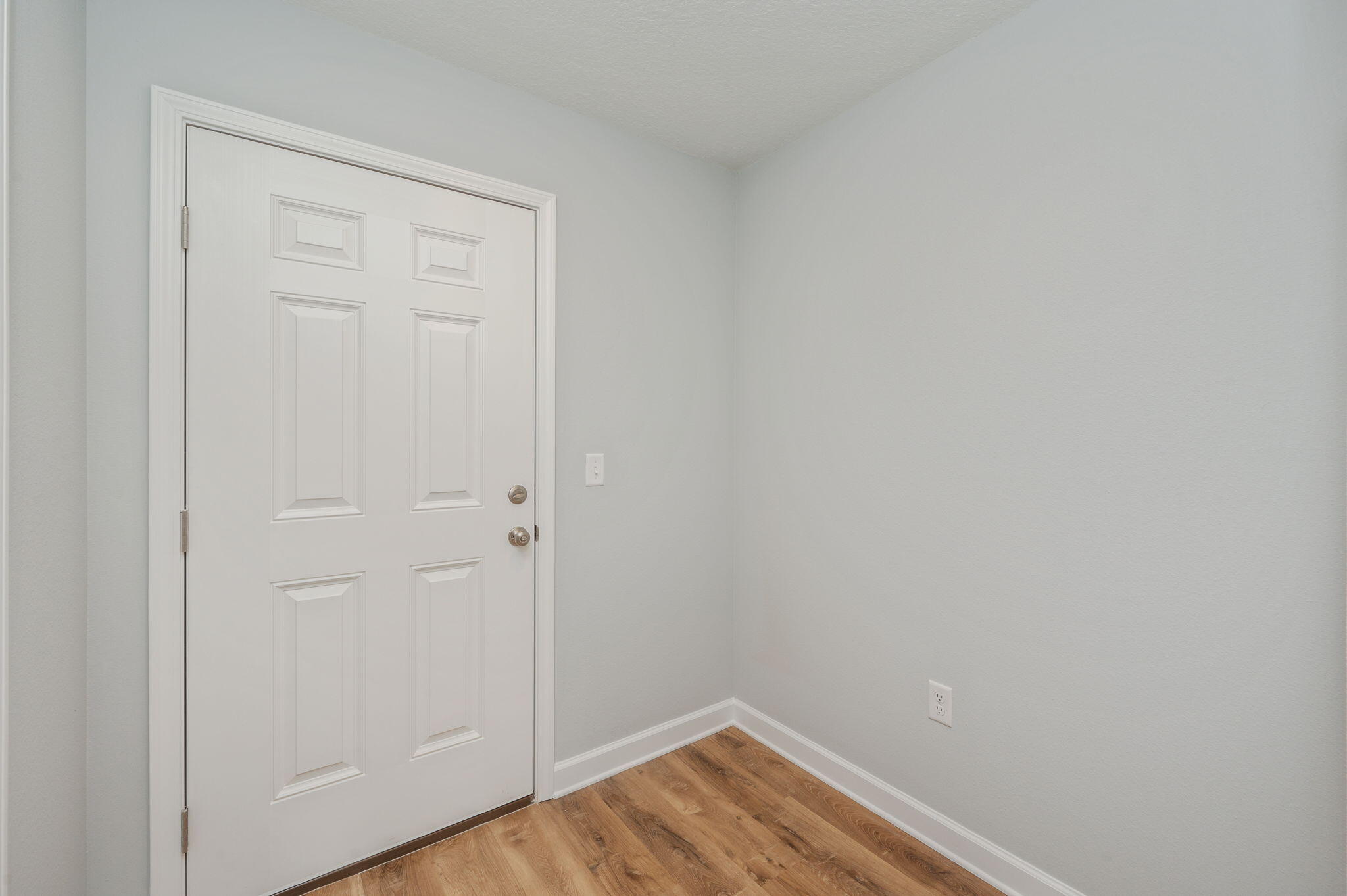 3851 Poverty Creek Road Crestview, FL 32539 - Photo 31 of 32 a view of a room