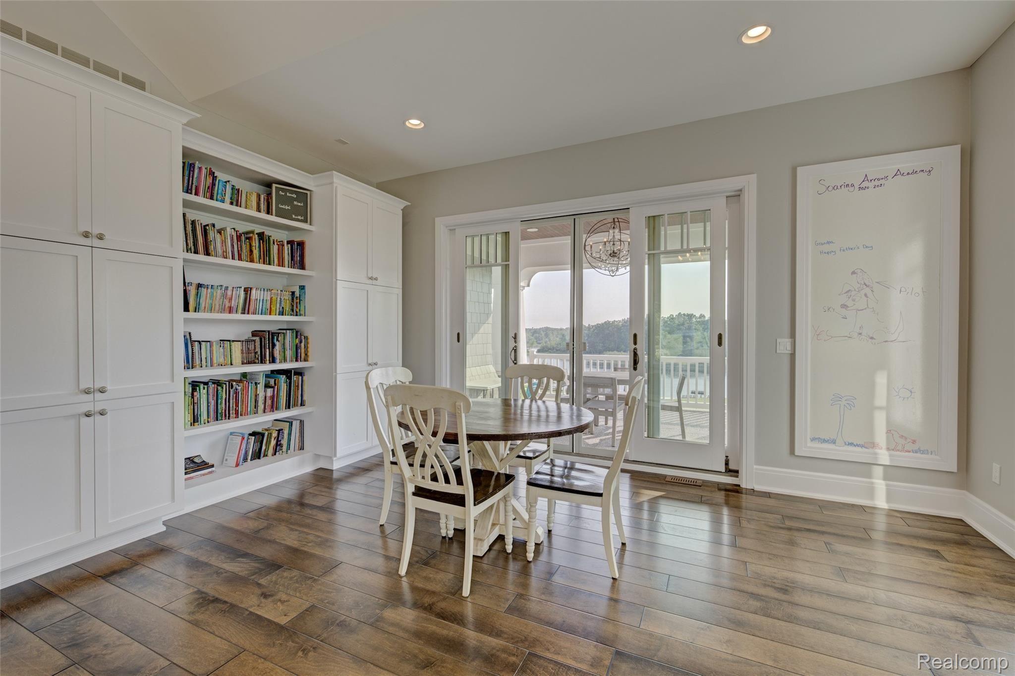 5284 Shields Road Holly, MI 48442 - Photo 25 of 97 Family Room/School Room