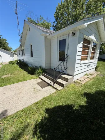$125,000 | 1031 East Pine Avenue, Mount Morris, MI 48458