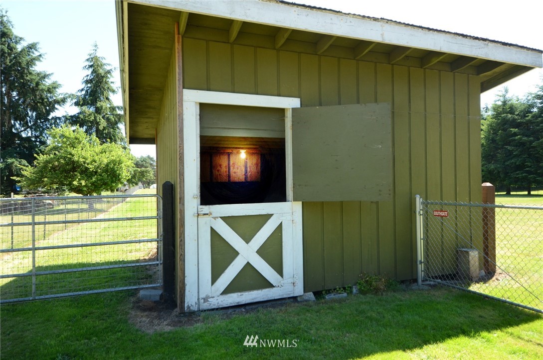 8739 178th Avenue Southwest Rochester, WA 98579 - Photo 18 of 26