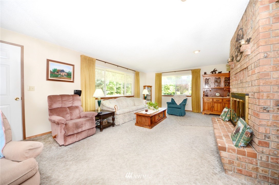 8739 178th Avenue Southwest Rochester, WA 98579 - Photo 5 of 26