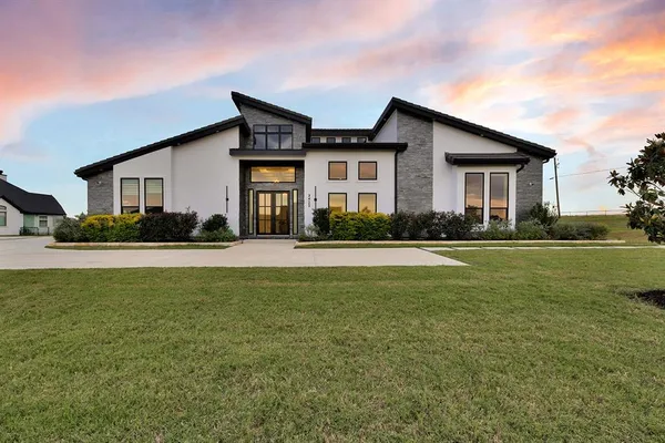 $2,100,000 | 3425 Northwest Crossing, Northlake, TX 76247