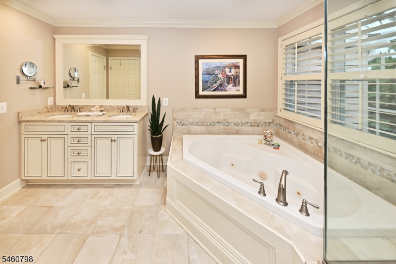 8 Hunter Road North, Unit 8 North Haledon, NJ 07508 - Photo 14 of 46 Gallery Image 14