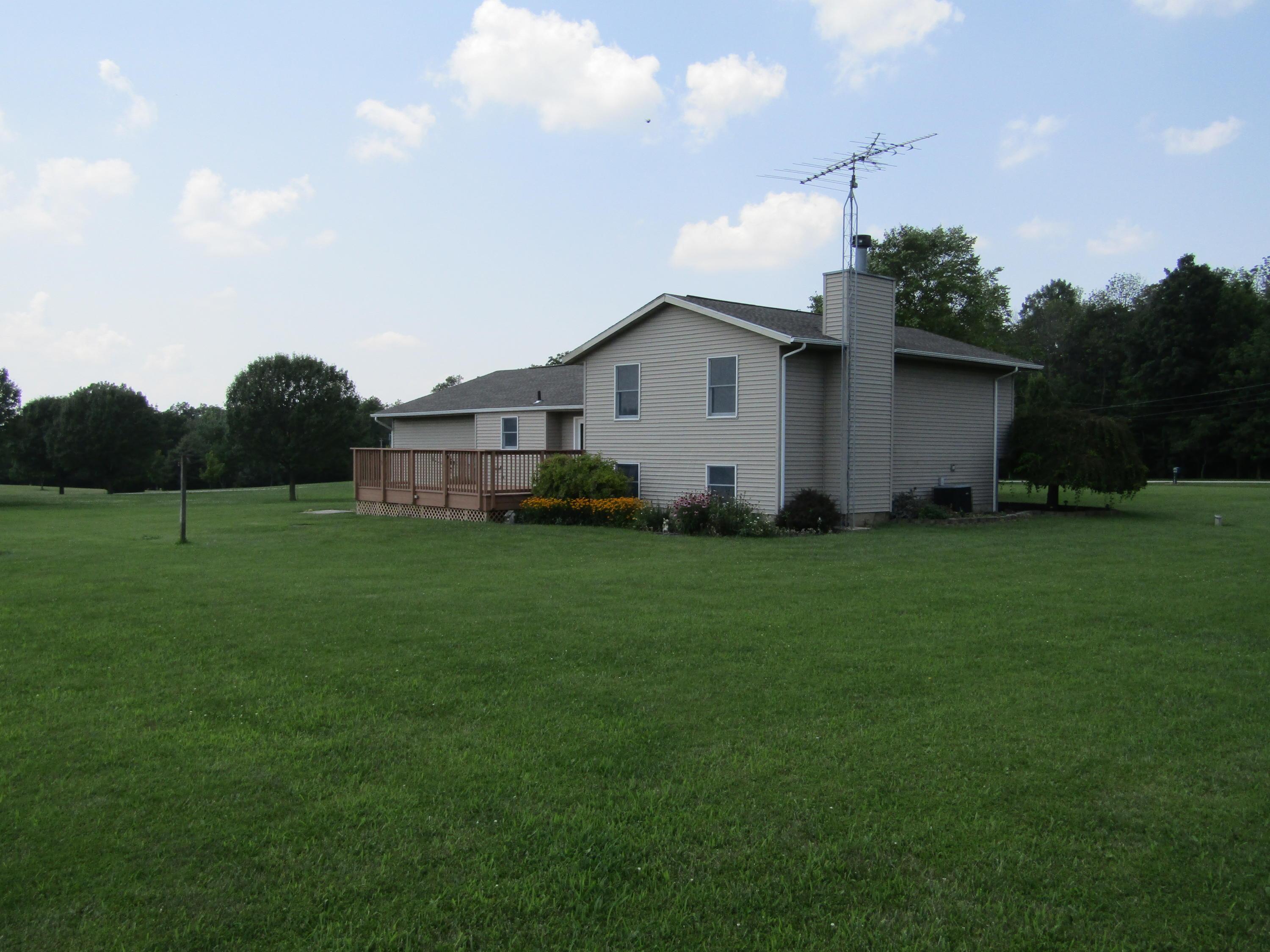 734 Ghormley Road Washington Court House, OH 43160 - Photo 10 of 39 2017-07-19 04.57.47