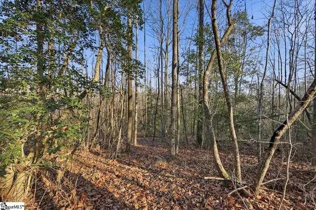 $179,385 | 831 Neighborhood Road, Wellford, SC 29385