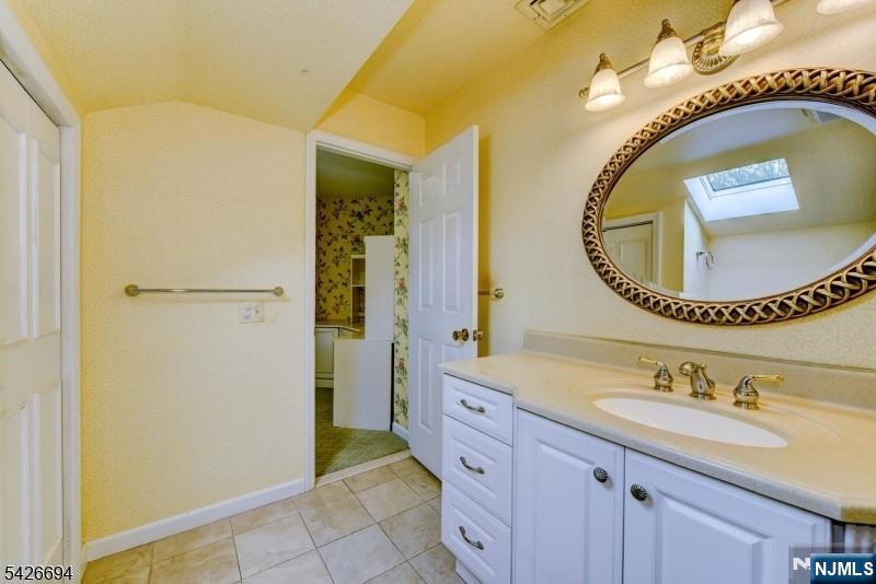 7 Matthew Road, Unit 7 Wayne, NJ 07470 - Photo 31 of 37