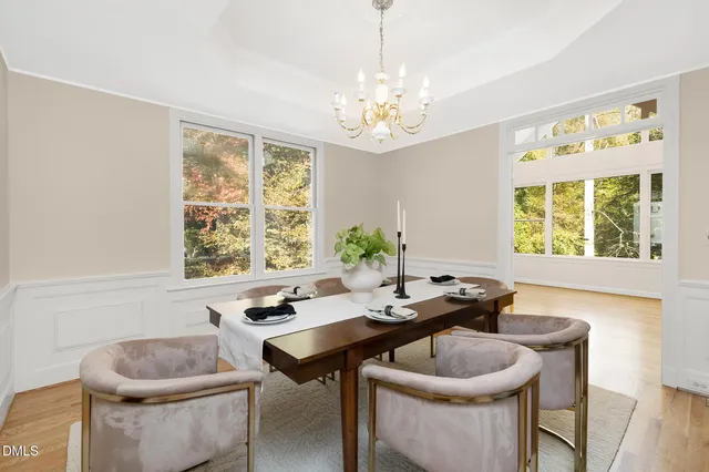 a picture of a bench in front of a wall