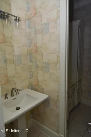 $449,900 | 523 Heatherstone Court, Ridgeland, MS 39157