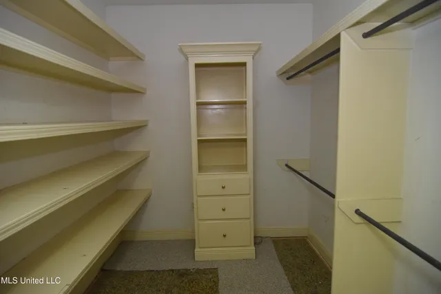 $449,900 | 523 Heatherstone Court, Ridgeland, MS 39157