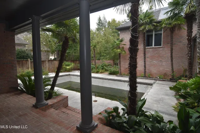 $449,900 | 523 Heatherstone Court, Ridgeland, MS 39157