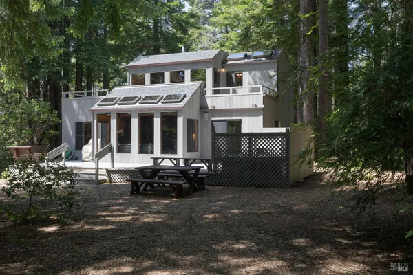 $825,000 | 303 Fish Hook The Sea Ranch, The Sea Ranch, CA 95497