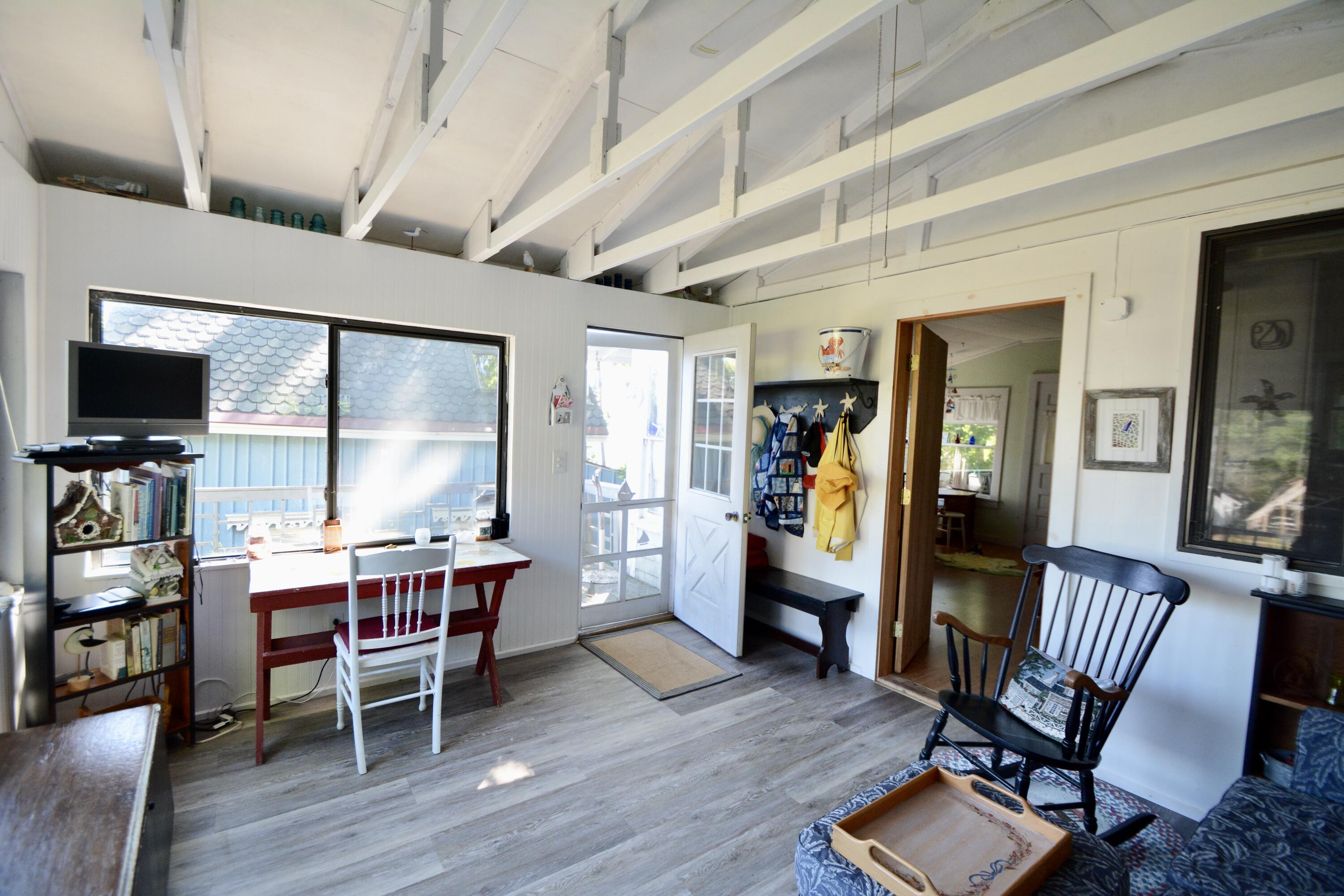 5 4th Street Northport, ME 04849 - Photo 6 of 39 LR