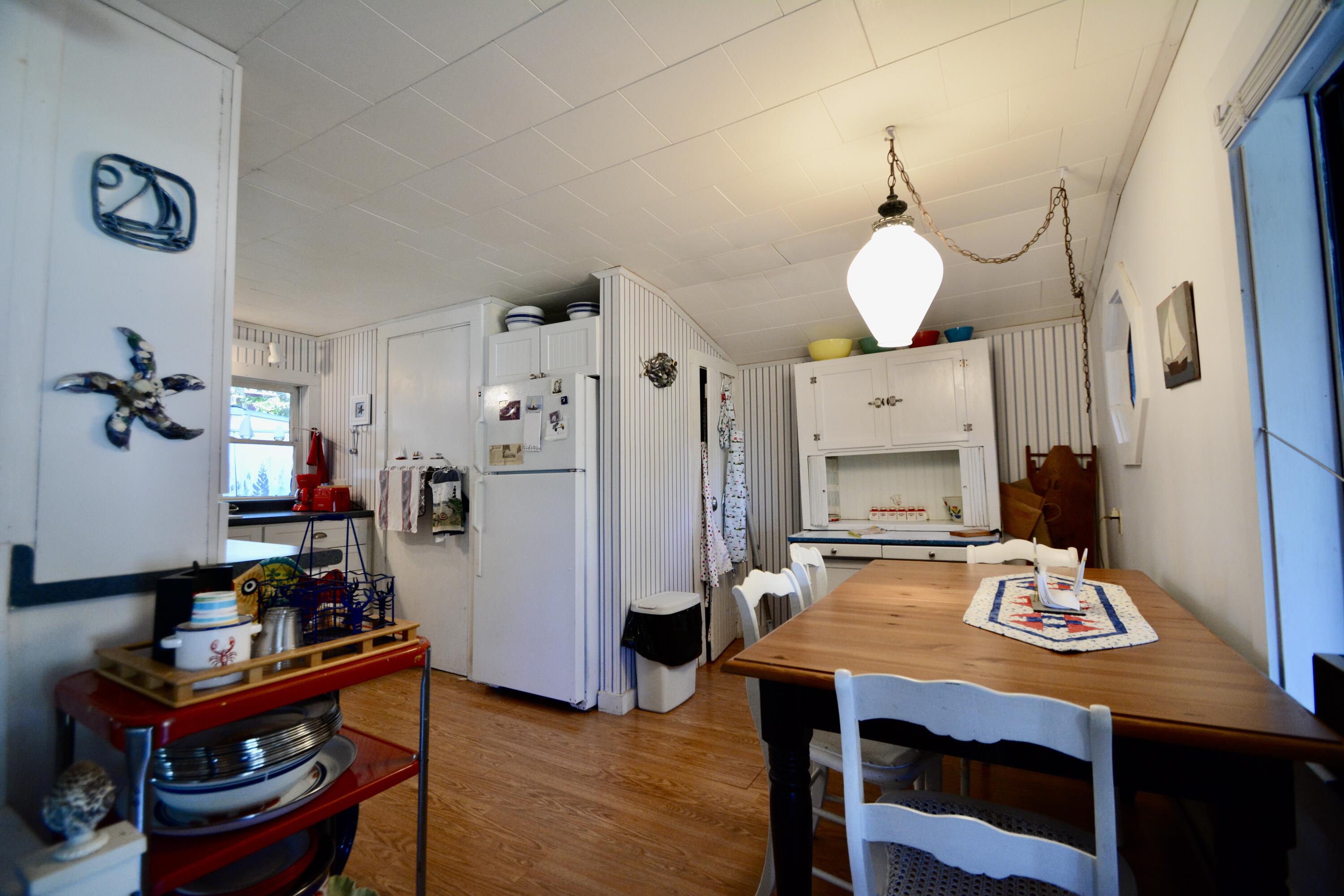 5 4th Street Northport, ME 04849 - Photo 10 of 39 Eat-in Kitchen