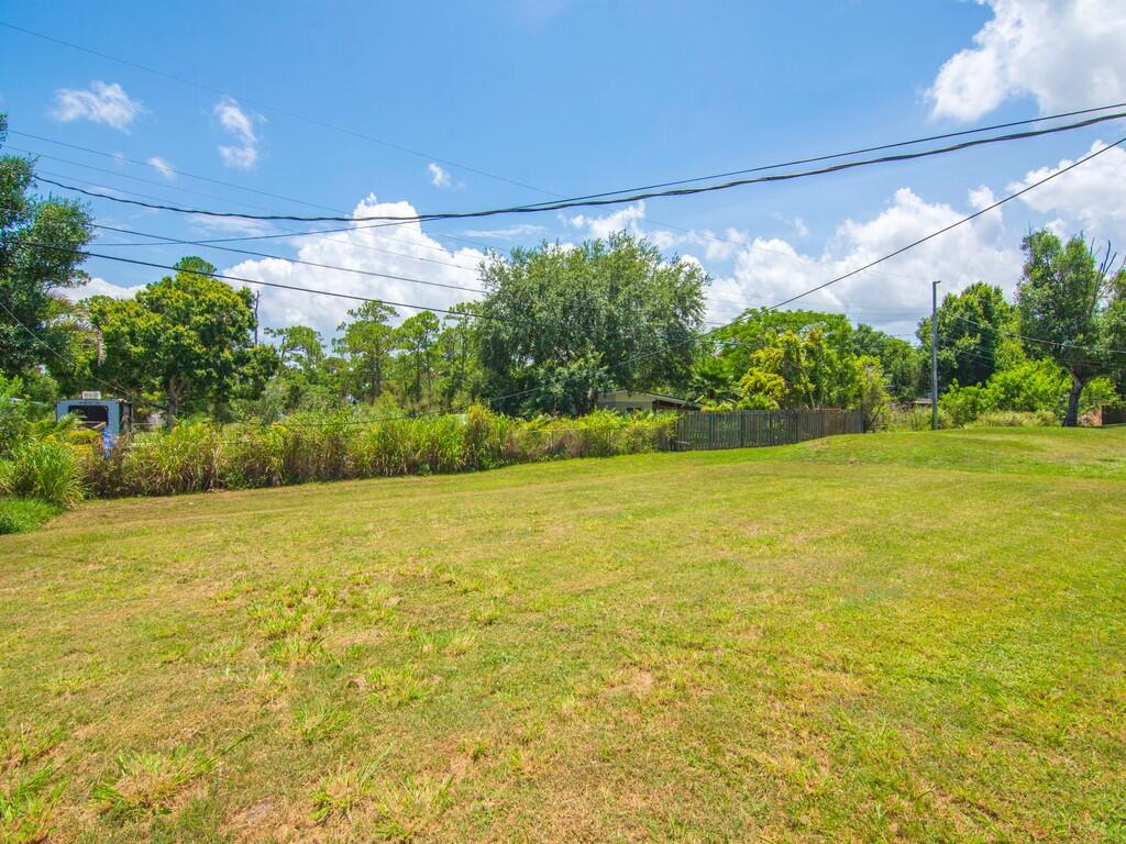 7707 James Road Fort Pierce, FL 34951 - Photo 27 of 32 Resized008