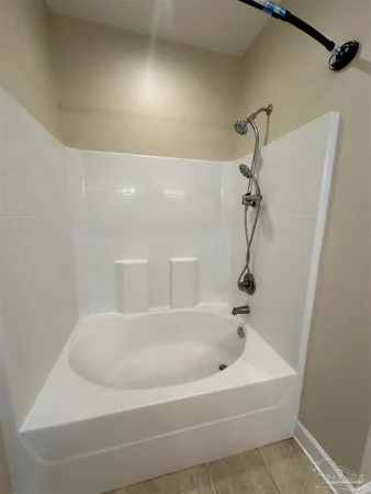 $1,950 | 3505 Mossy Oak Villas Circle, Pensacola, FL 32514