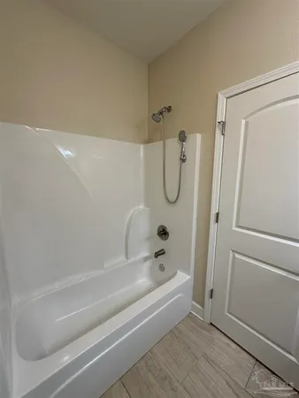 $1,950 | 3505 Mossy Oak Villas Circle, Pensacola, FL 32514