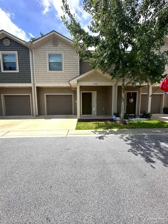 $1,950 | 3505 Mossy Oak Villas Circle, Pensacola, FL 32514