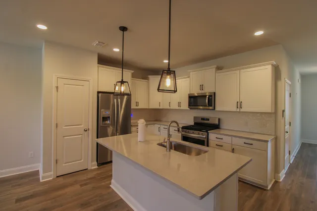 $2,950 | 2234 Henry Tecklenburg Drive, Charleston, SC 29414