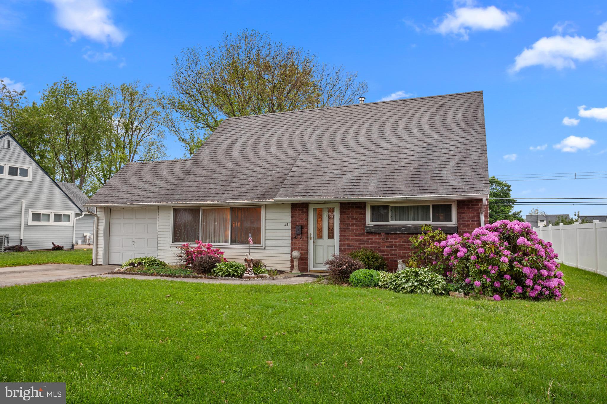 26 Crystal Road Levittown, PA 19057 - Photo 1 of 25
