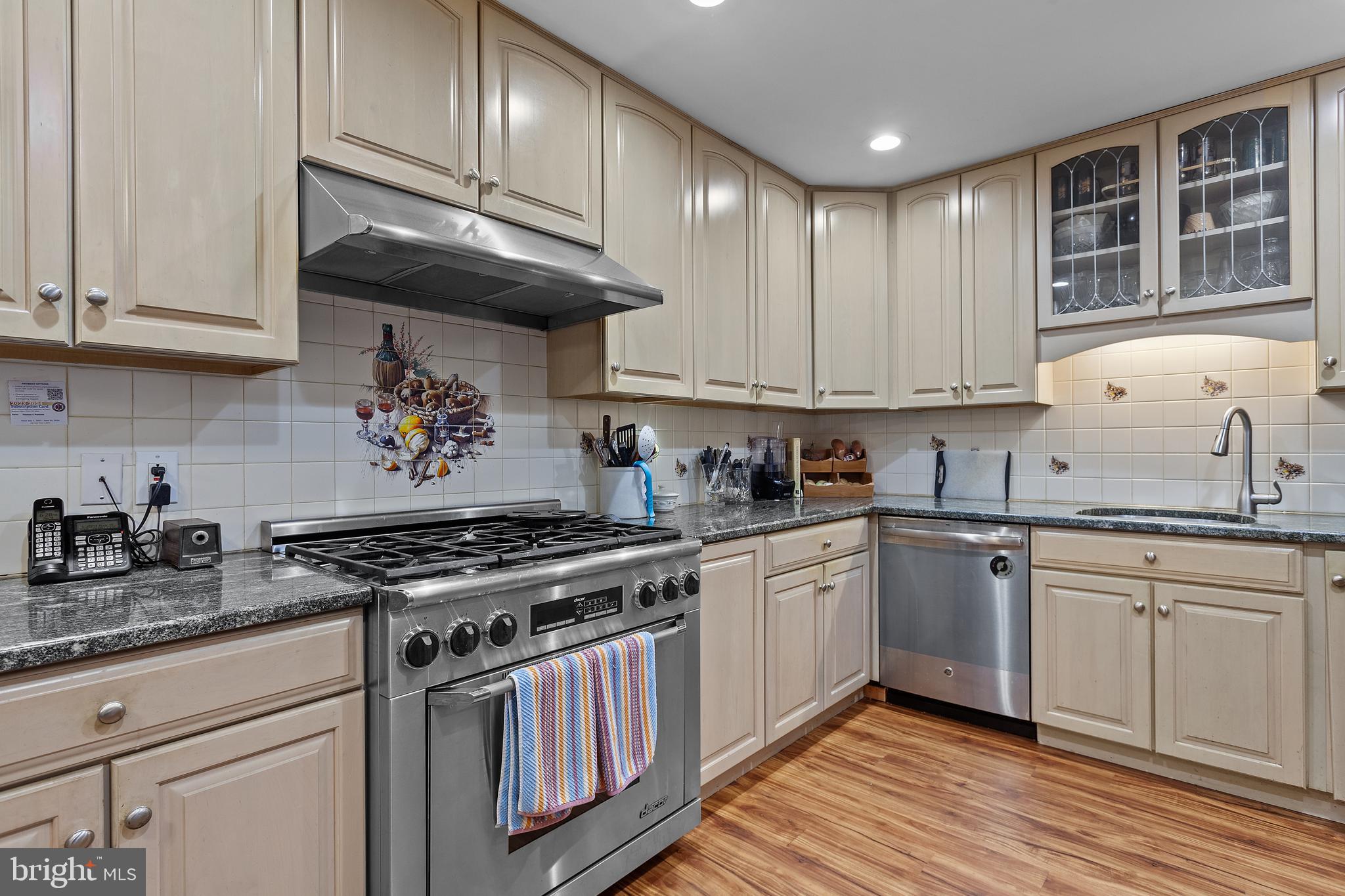 26 Crystal Road Levittown, PA 19057 - Photo 7 of 25