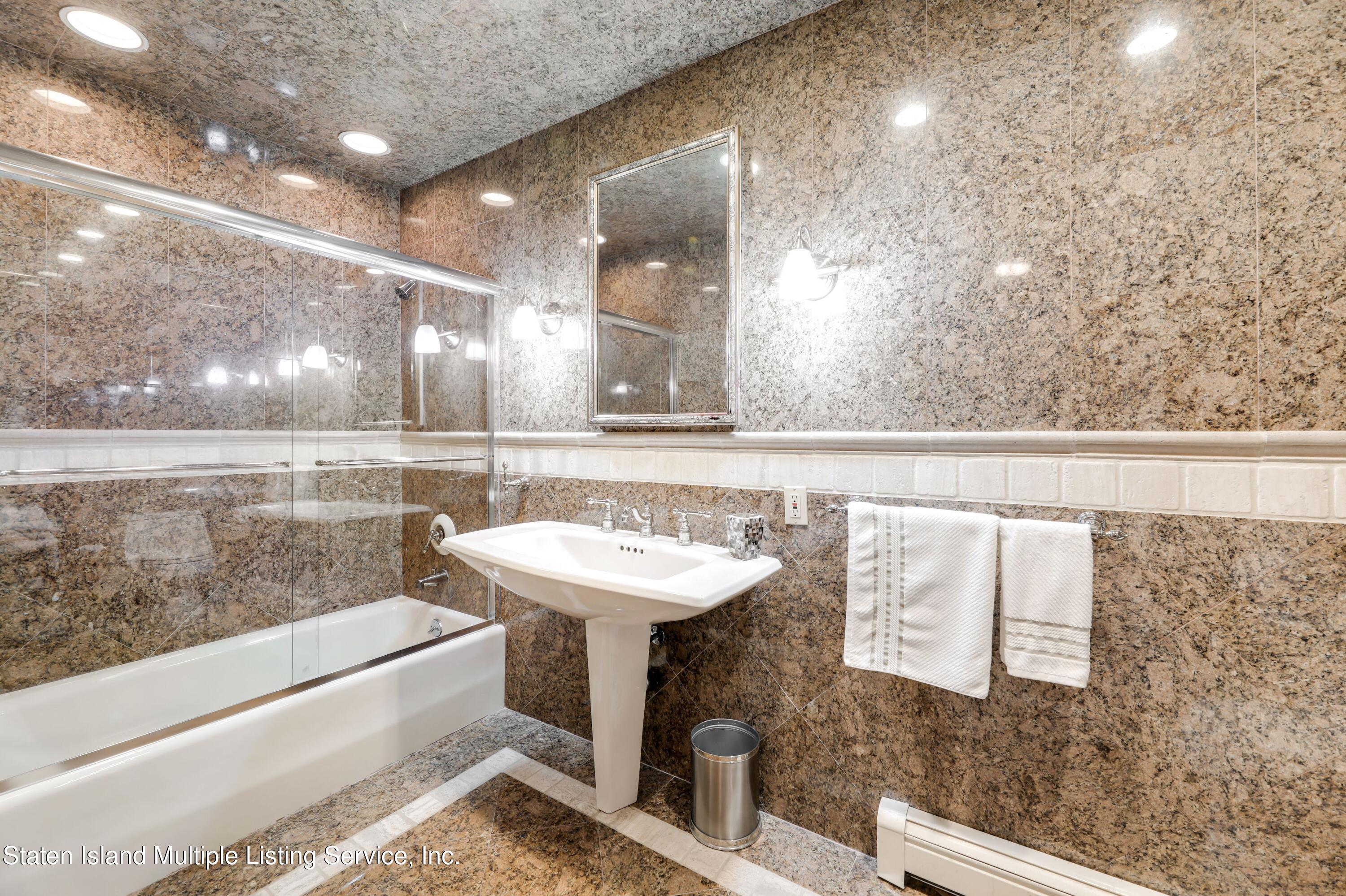 255 Benedict Road Staten Island, NY 10304 - Photo 12 of 38 #9