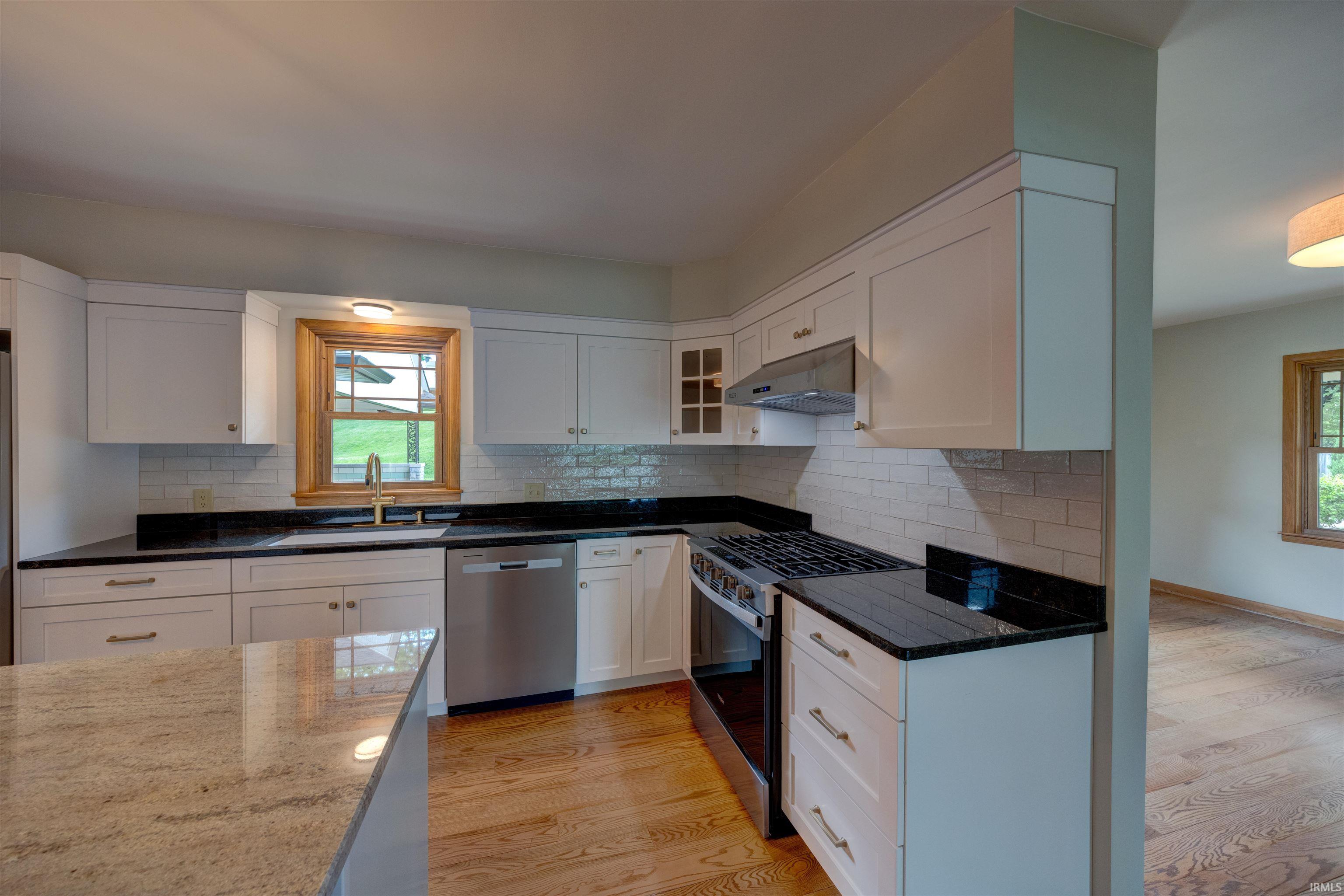 45 12th Street Tell City, IN 47586 - Photo 16 of 36