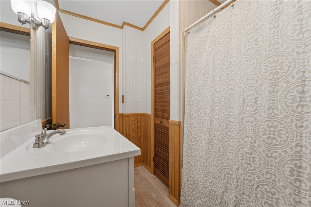 205 Claridon Road Chardon, OH 44024 - Photo 12 of 30 1st full bath