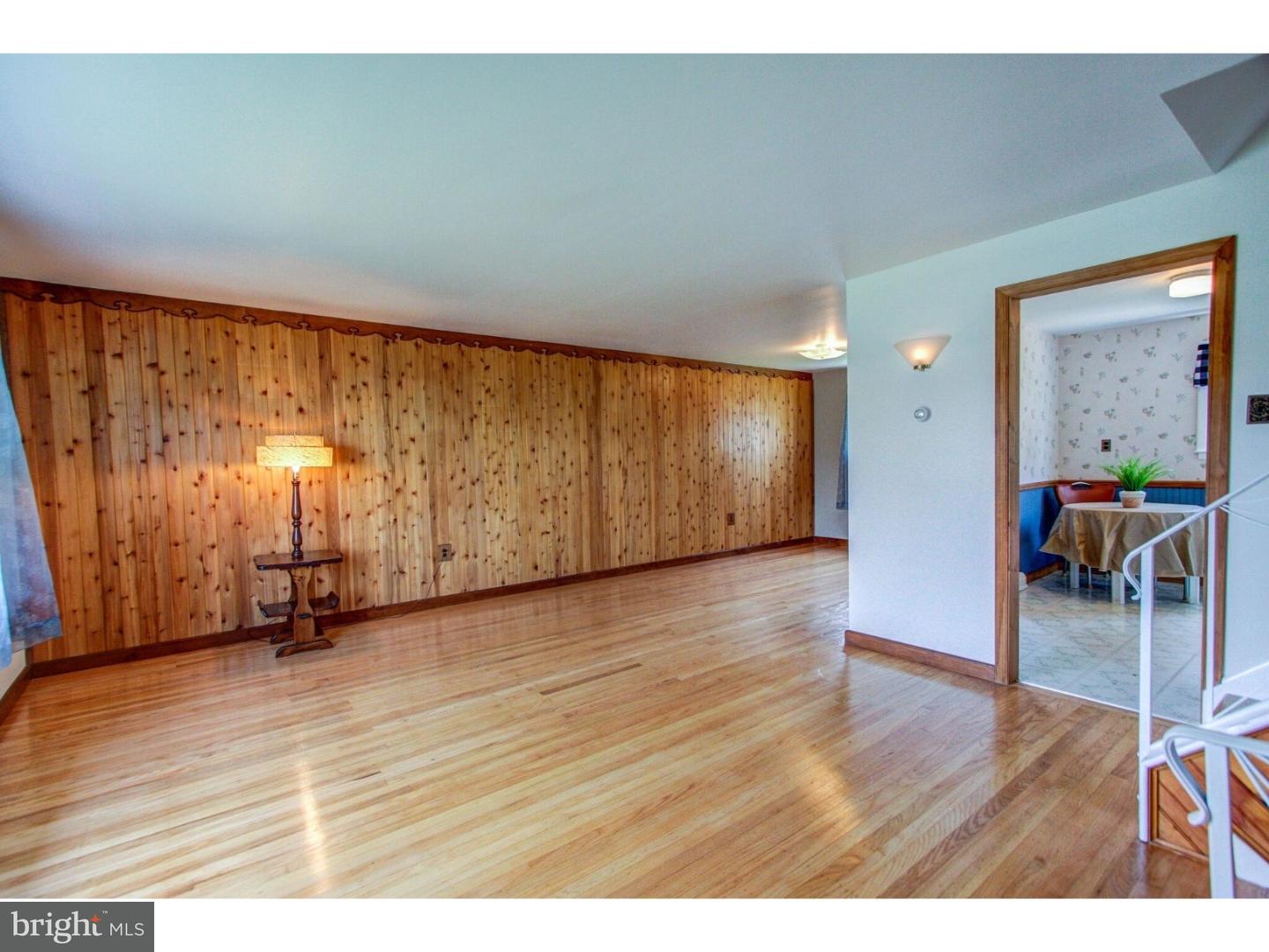 1264 Cloverly Road Warminster, PA 18974 - Photo 6 of 23 Gallery Image 6