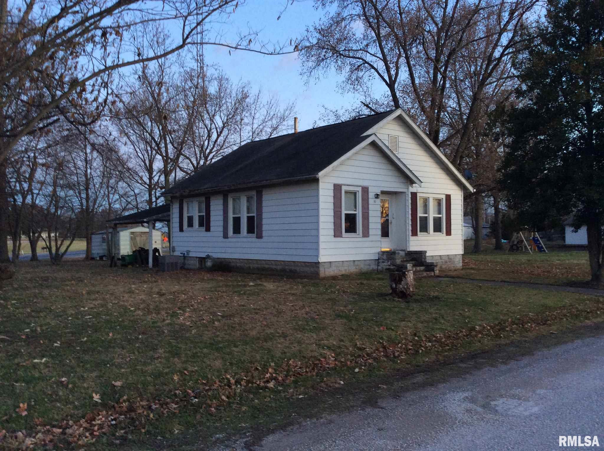 210 West 7th Street Belle Rive, IL 62810 - Photo 3 of 24