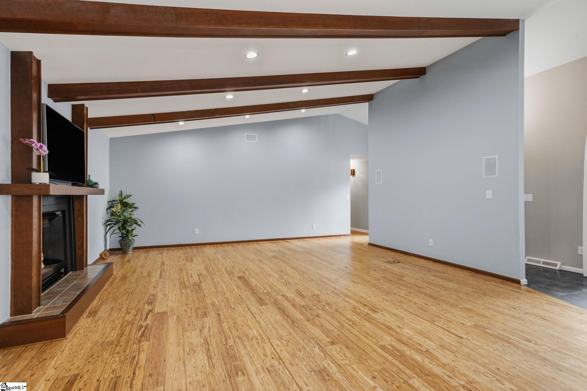 114 Bunker Hill Road Greer, SC 29650 - Photo 7 of 43 Gallery Image 7