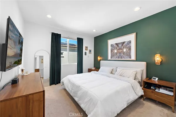 $4,800 | 339 Ford Road, Costa Mesa, CA 92627