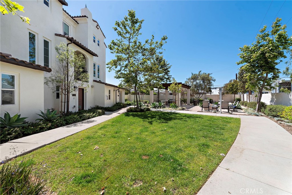 339 Ford Road Costa Mesa, CA 92627 - Photo 19 of 24