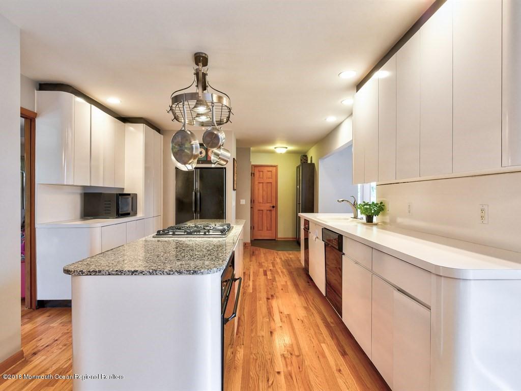 257 Colts Neck Road Farmingdale, NJ 07727 - Photo 12 of 24 014_Kitchen