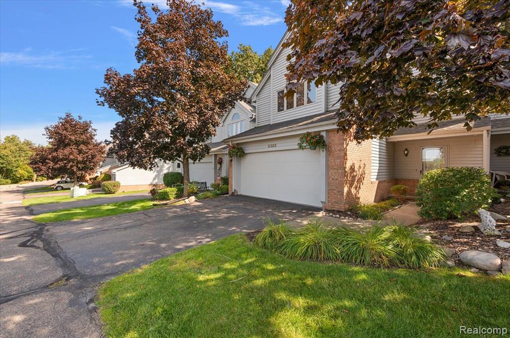 6583 Ridgeview Drive Clarkston, MI 48346 - Photo 3 of 65
