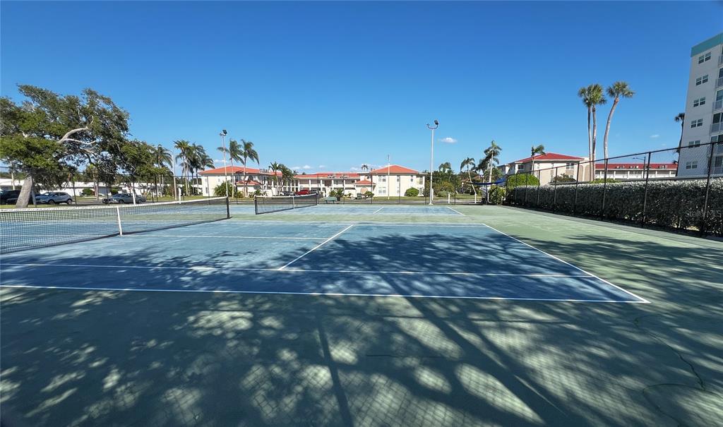 10350 Imperial Point Drive West, Unit 4 Largo, FL 33774 - Photo 35 of 68