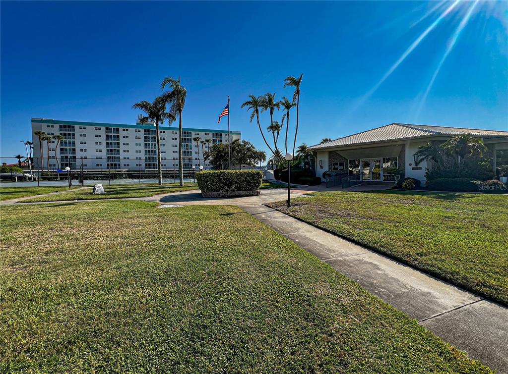 10350 Imperial Point Drive West, Unit 4 Largo, FL 33774 - Photo 42 of 68