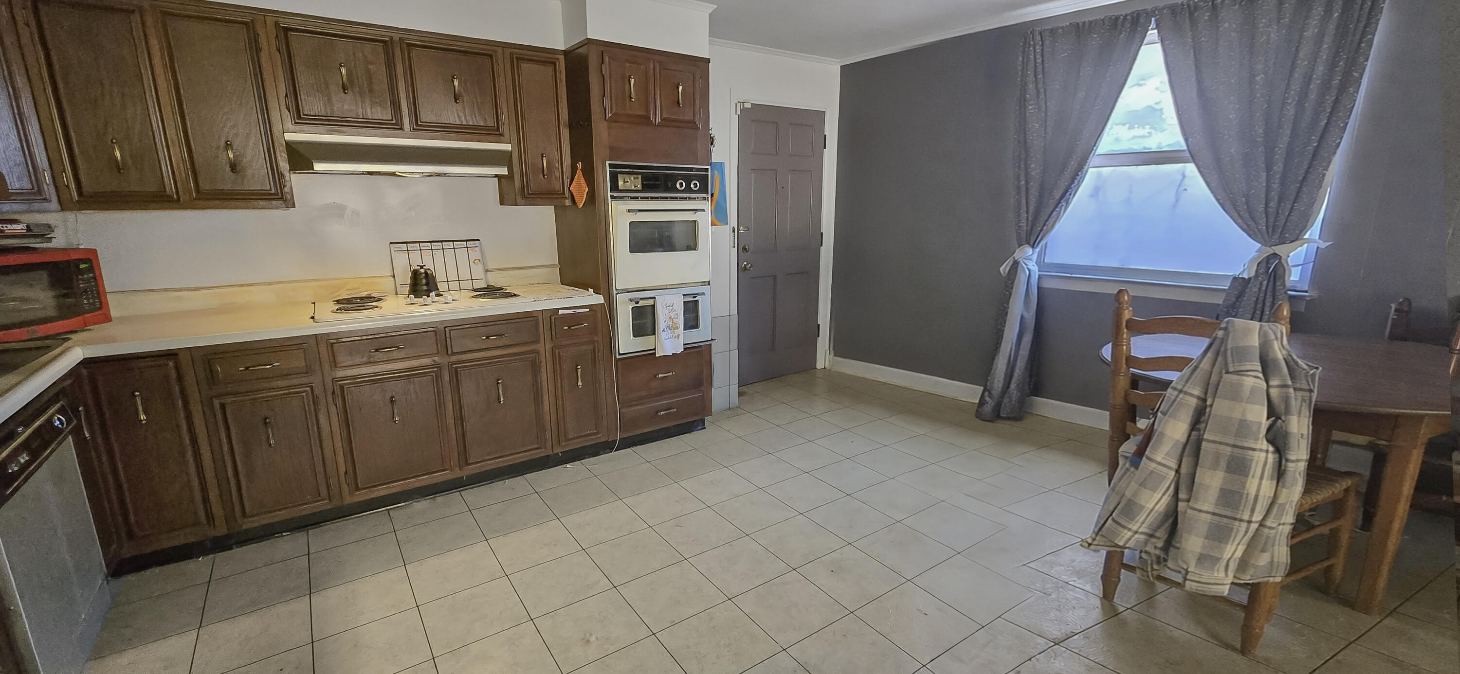 328 North Dogwood Road Powell, TN 37849 - Photo 8 of 17 5-1