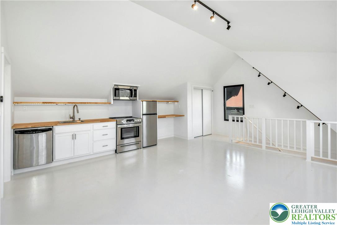 820 Spring Hill Road Riegelsville, PA 18077 - Photo 46 of 57