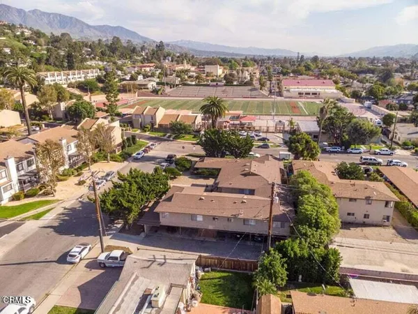 $2,100 | 180 Pleasant Street, Unit D, Santa Paula, CA 93060