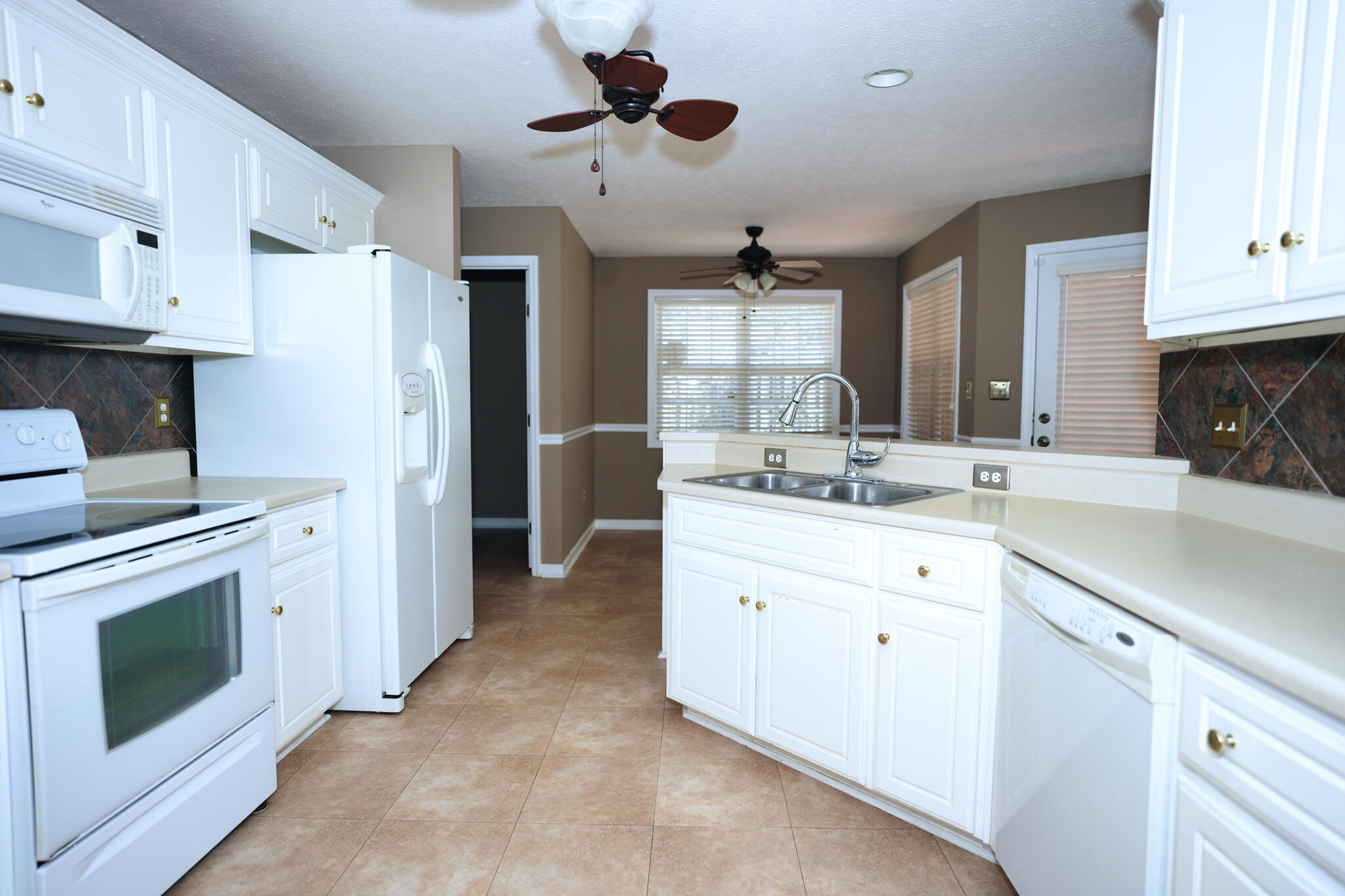 37 Summerset Court Aiken, SC 29803 - Photo 5 of 21 37 Summerset Ct (5)