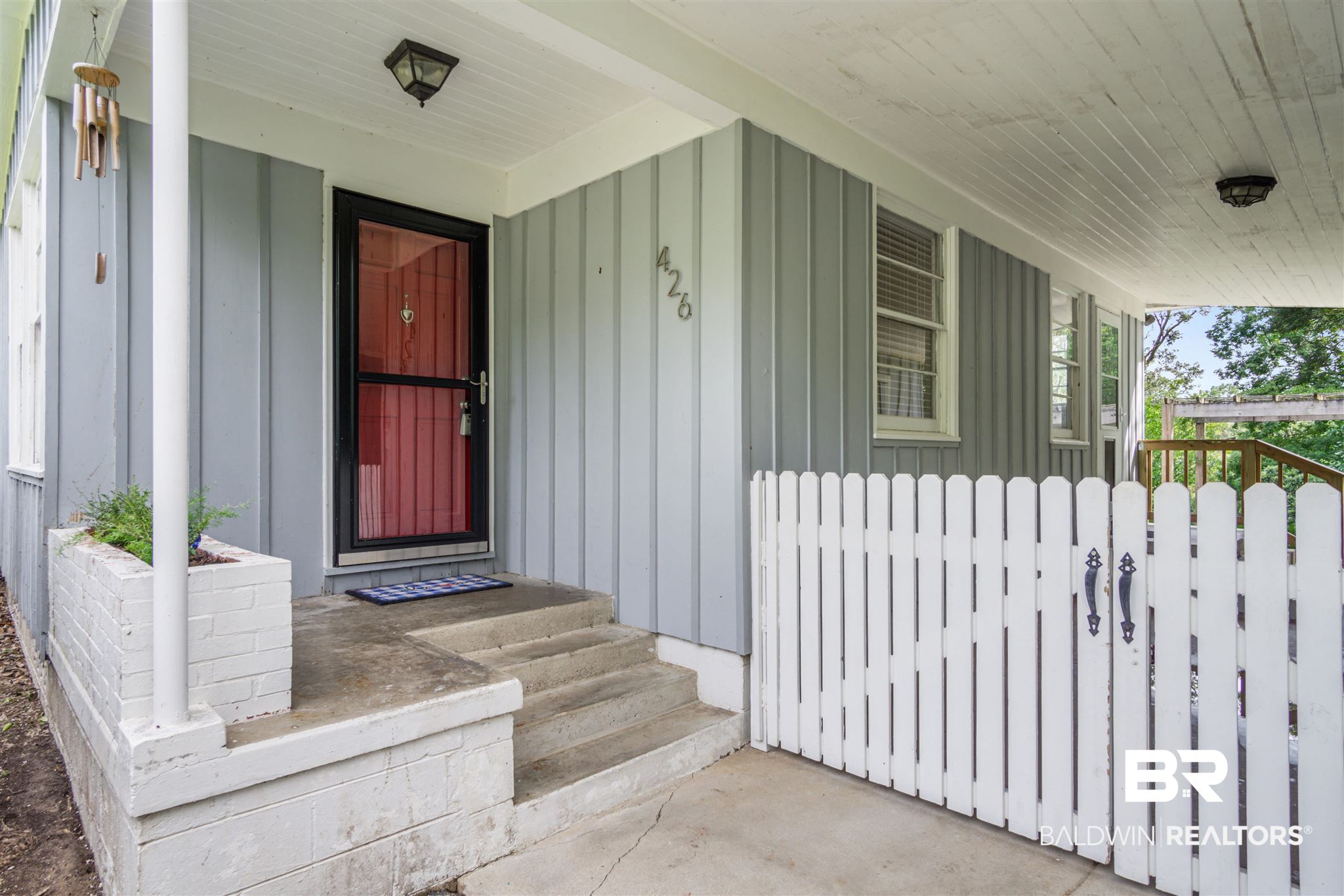 426 Laborde Drive Mobile, AL 36609 - Photo 3 of 25