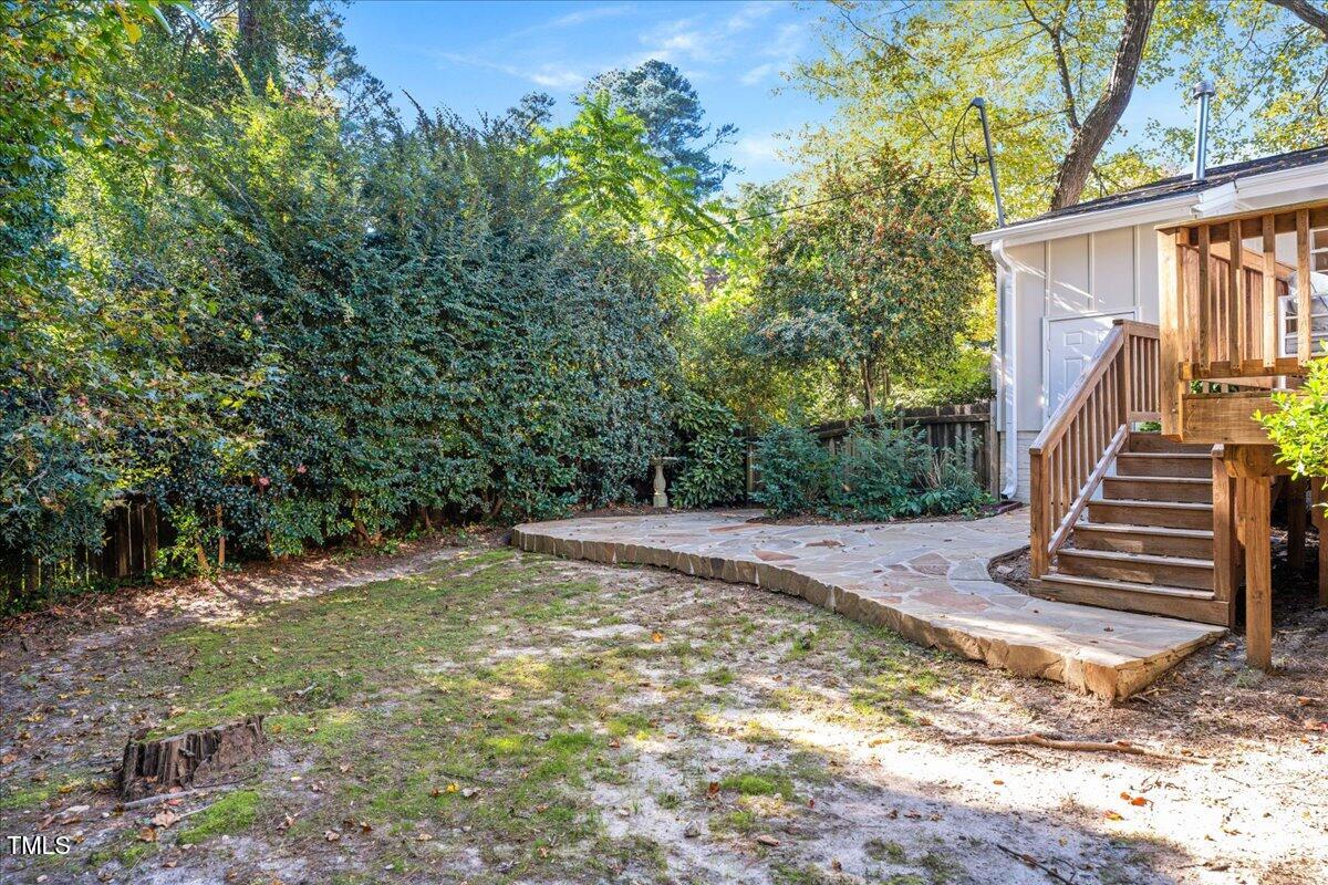 821 Macon Place Raleigh, NC 27609 - Photo 27 of 32 32-- 29