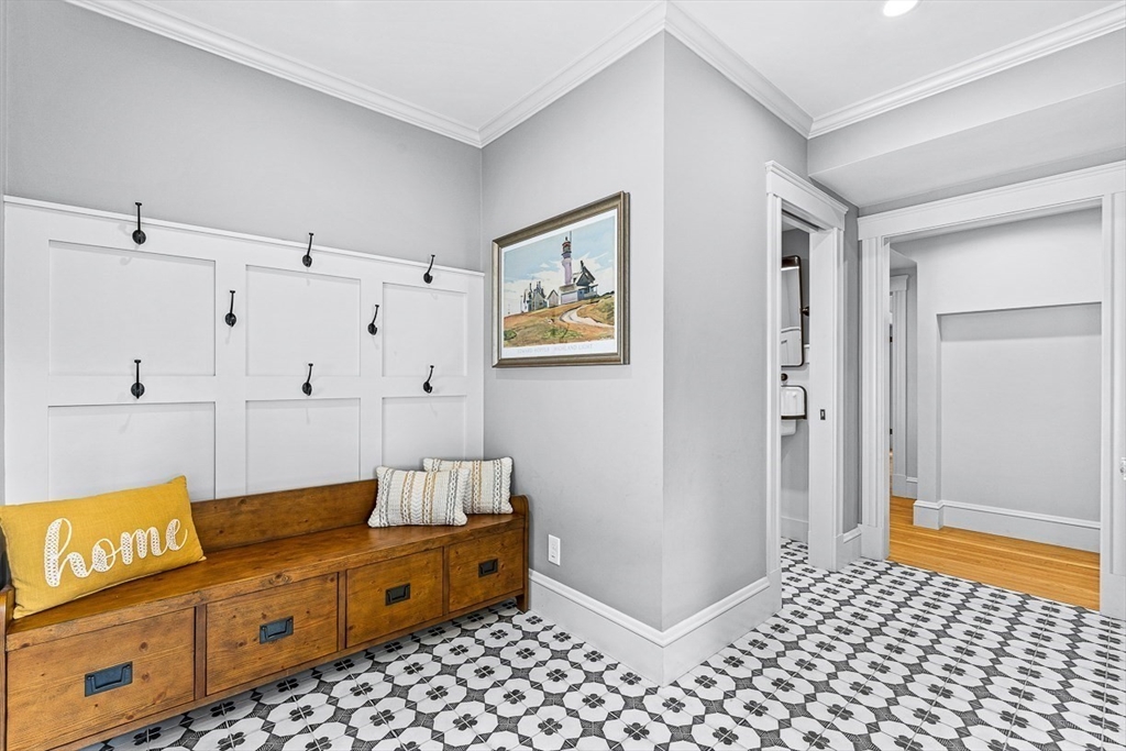 64 Woodside Road Winchester, MA 01890 - Photo 11 of 42