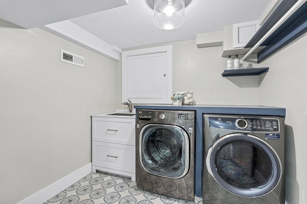 64 Woodside Road Winchester, MA 01890 - Photo 35 of 42