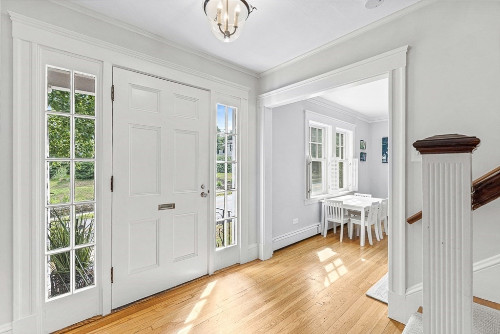 64 Woodside Road Winchester, MA 01890 - Photo 9 of 42