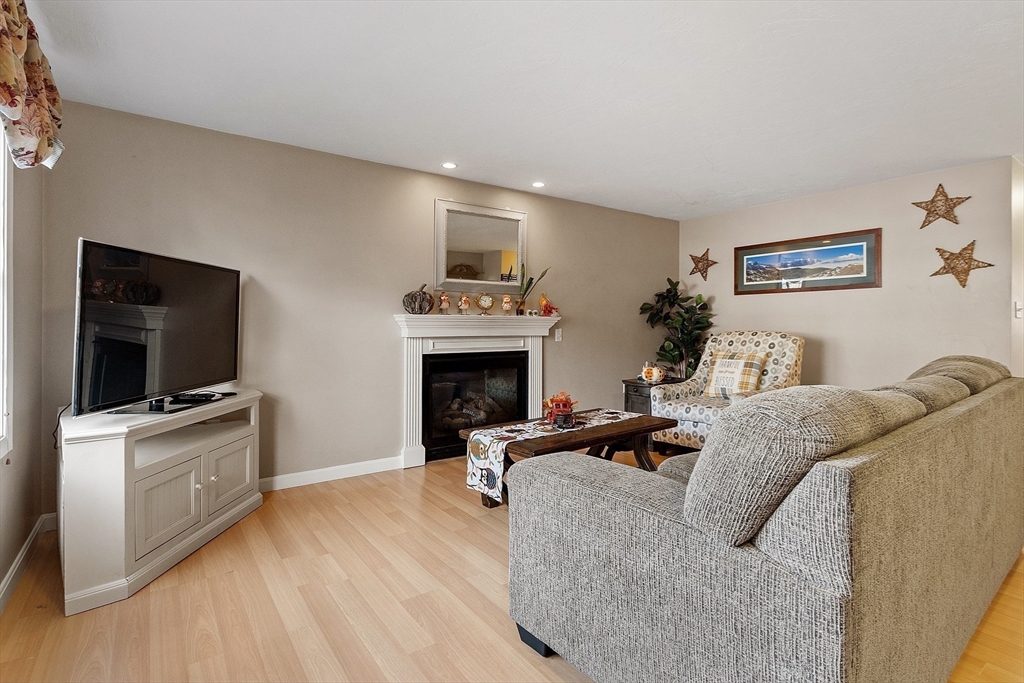 13 Pullard Road, Unit 15 Grafton, MA 01519 - Photo 8 of 42 Gallery Image 8
