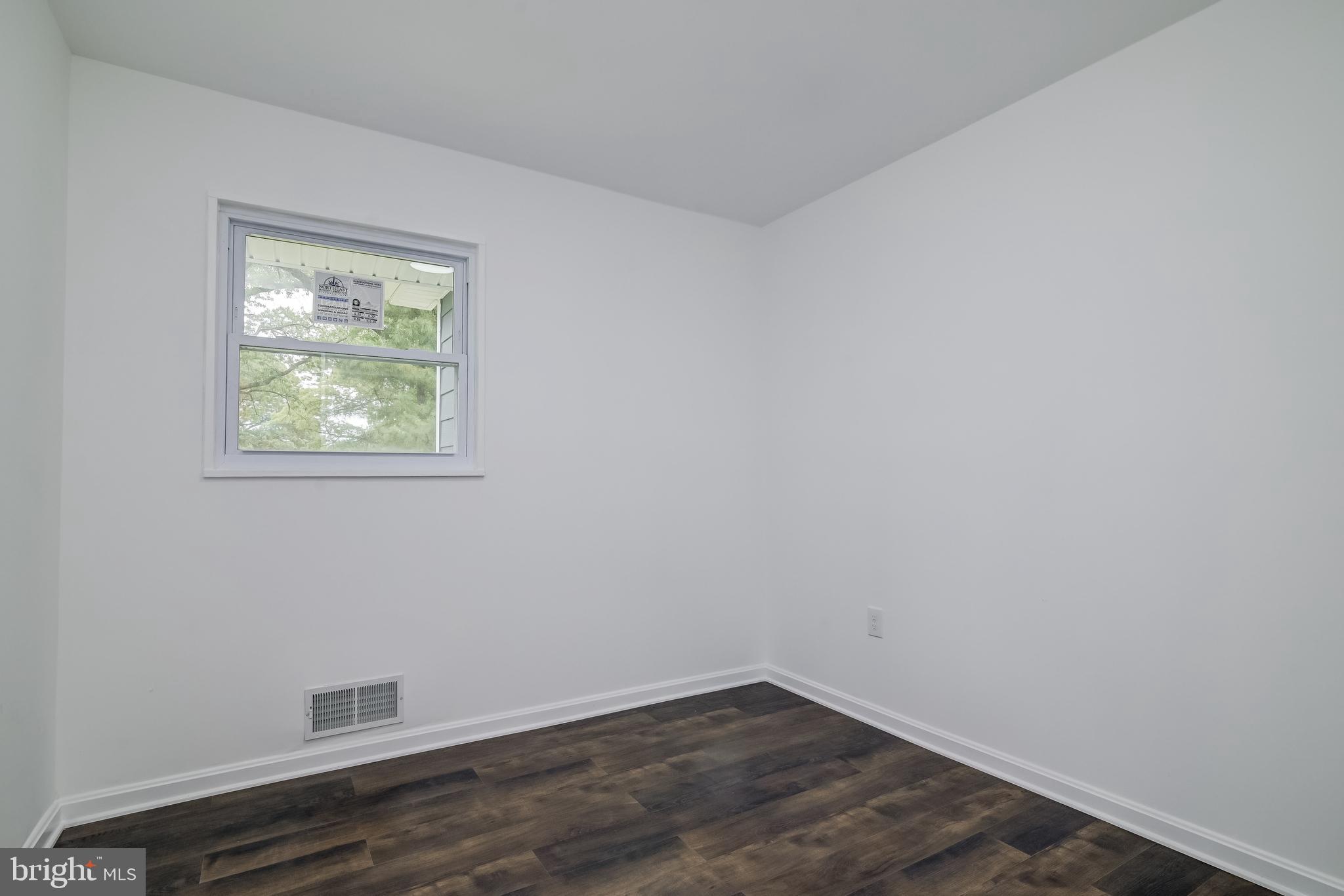 4805 Whitfield Chapel Road Lanham, MD 20706 - Photo 30 of 49 Bedroom