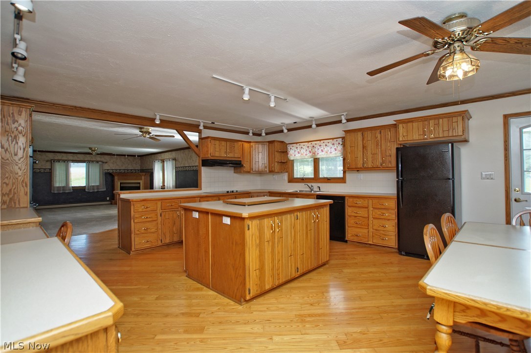 12450 Aquilla Road Chardon, OH 44024 - Photo 14 of 34 Gallery Image 14