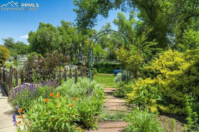 $669,000 | 1425 Wahsatch Avenue, Colorado Springs, CO 80907