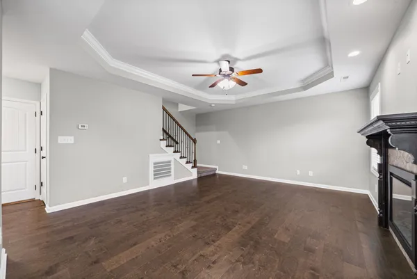 $2,100 | 739 Gaine Lynn Drive, Clarksville, TN 37040